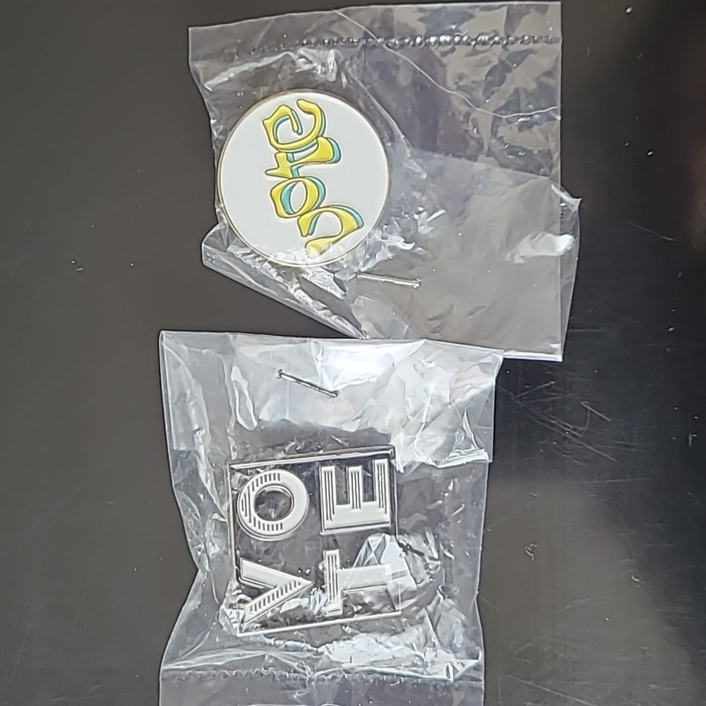 2 VOTE pins
